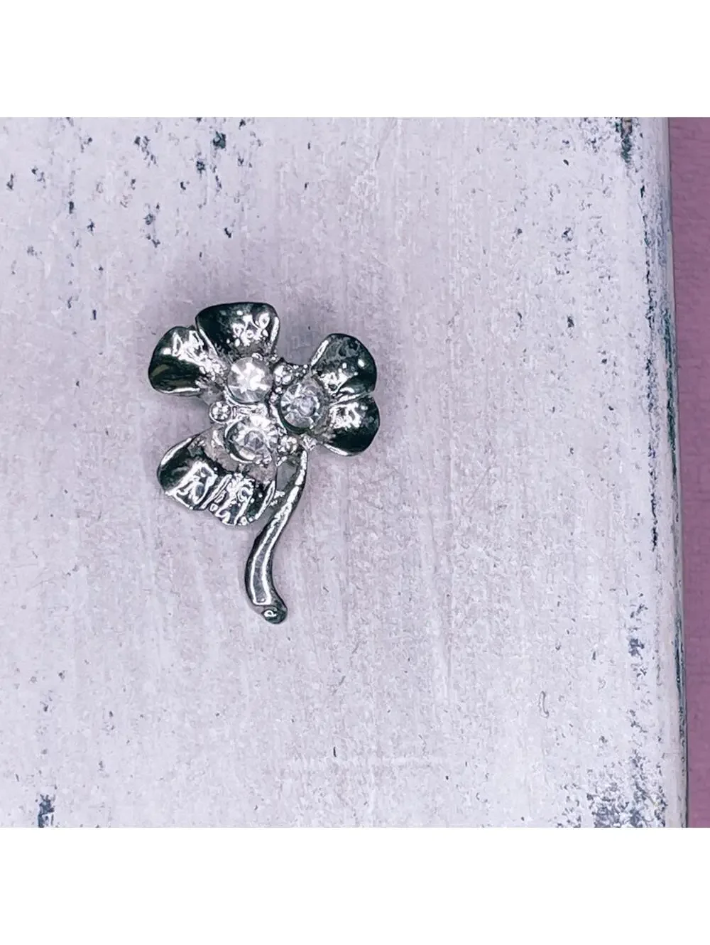 98. Silvertone Four-Leaf Clover Brooch
